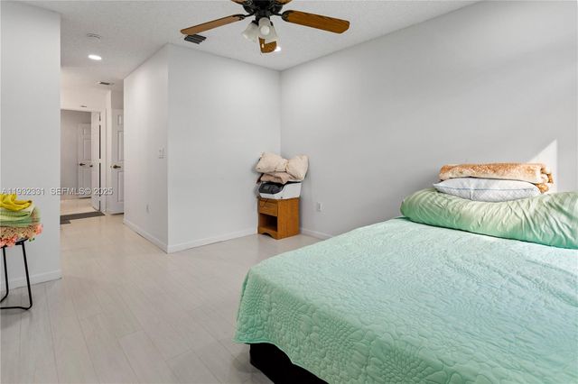 15558 NW 12th Ct, Pembroke Pines, FL 33028