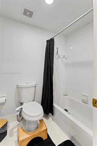 15558 NW 12th Ct, Pembroke Pines, FL 33028