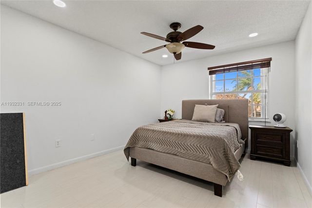 15558 NW 12th Ct, Pembroke Pines, FL 33028