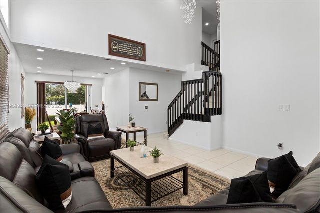 15558 NW 12th Ct, Pembroke Pines, FL 33028