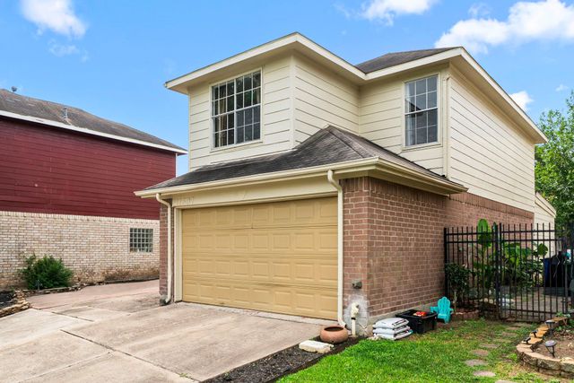 11607 Zarroll Drive, Houston, TX 77099
