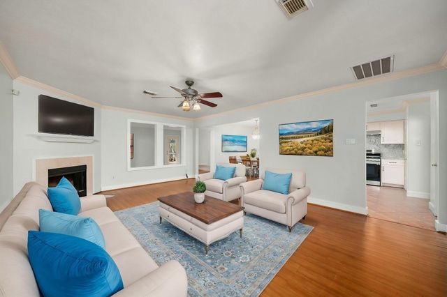 11607 Zarroll Drive, Houston, TX 77099