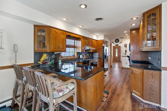 13 Roberts Street, South Brunswick, NJ 08824