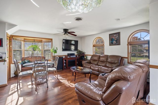 13 Roberts Street, South Brunswick, NJ 08824