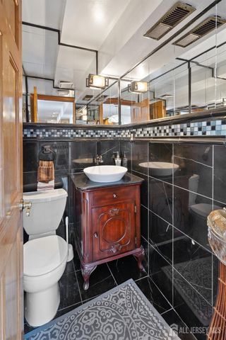 13 Roberts Street, South Brunswick, NJ 08824