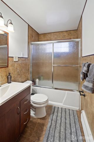 13 Roberts Street, South Brunswick, NJ 08824