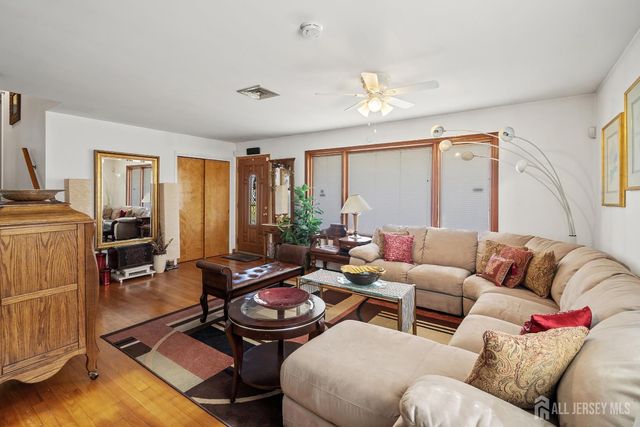 13 Roberts Street, South Brunswick, NJ 08824