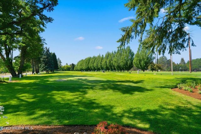 733 E Ripatti WAY, Hayden, ID 83835