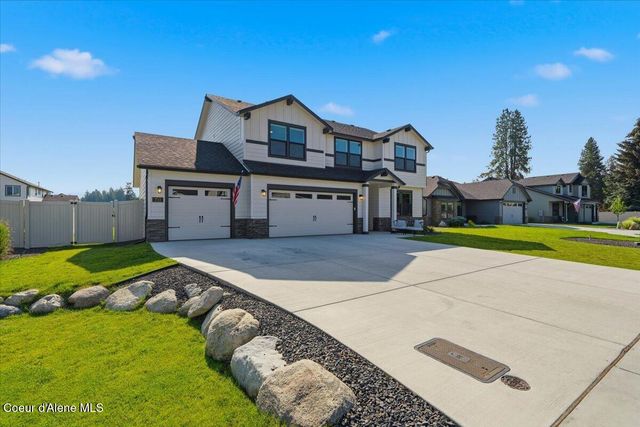 733 E Ripatti WAY, Hayden, ID 83835
