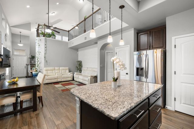 1401 Little Elm TRL 215, Cedar Park, TX 78613