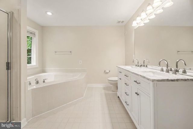 71 BATTERY RIDGE DR, Fredericksburg, VA 22405