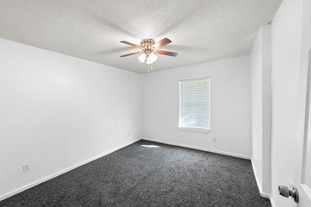 136 N Polk Street, Desoto, TX 75116