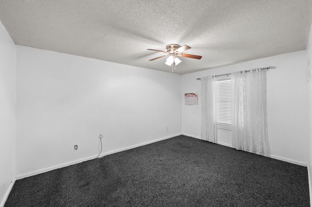 136 N Polk Street, Desoto, TX 75116