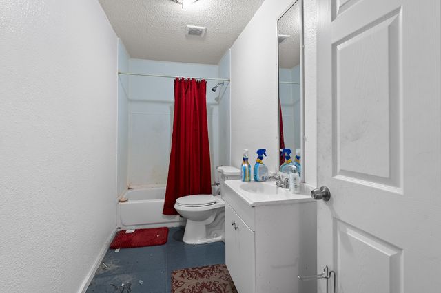 136 N Polk Street, Desoto, TX 75116