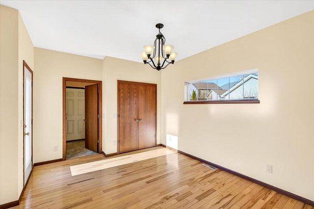 8903 White Coral Way, Middleton, WI 53562