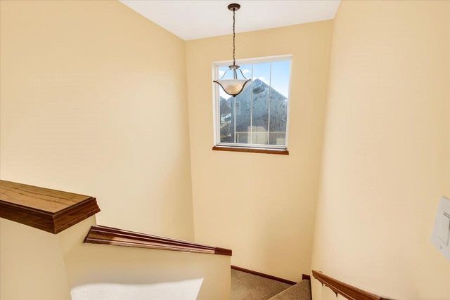 8903 White Coral Way, Middleton, WI 53562