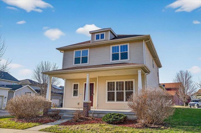 8903 White Coral Way, Middleton, WI 53562