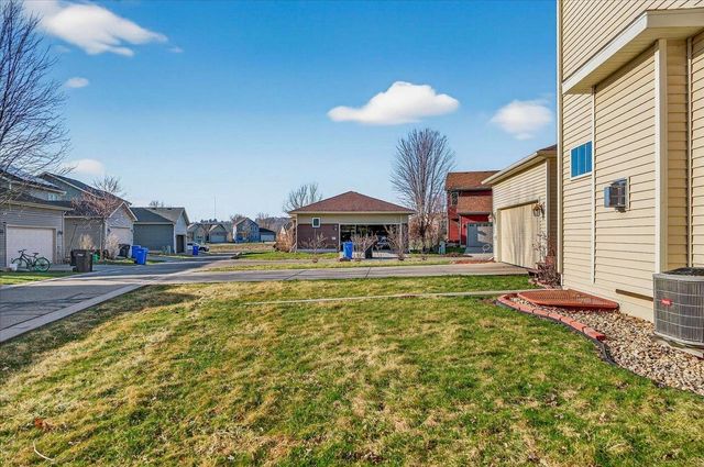 8903 White Coral Way, Middleton, WI 53562