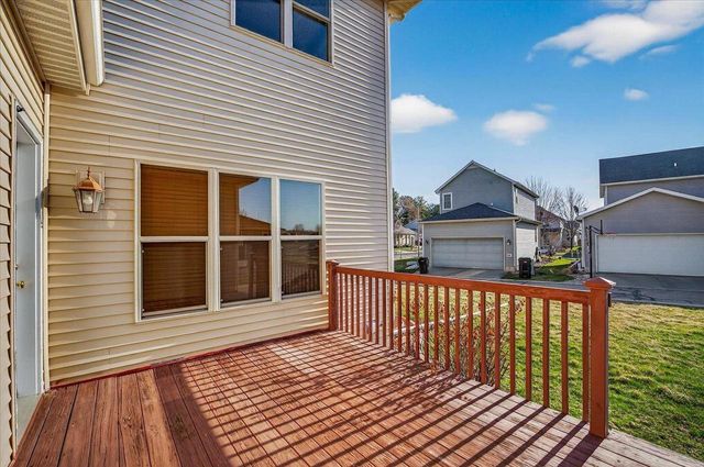8903 White Coral Way, Middleton, WI 53562