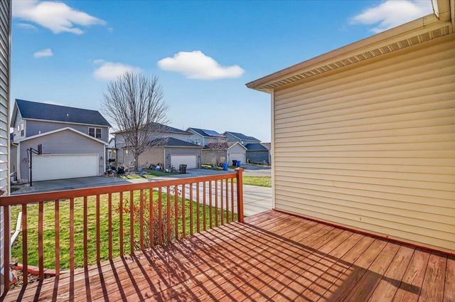 8903 White Coral Way, Middleton, WI 53562