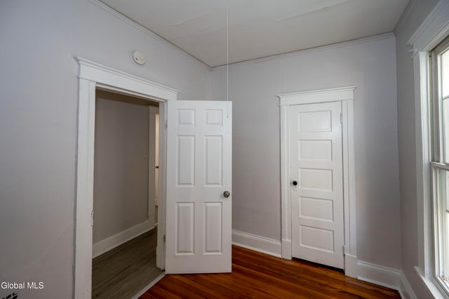 10 Hurlbut Street, Albany, NY 12209