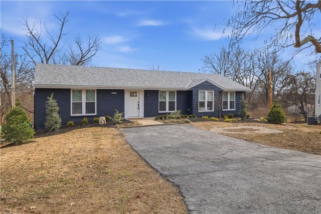 9905 W 60th Terrace, Merriam, KS 66203