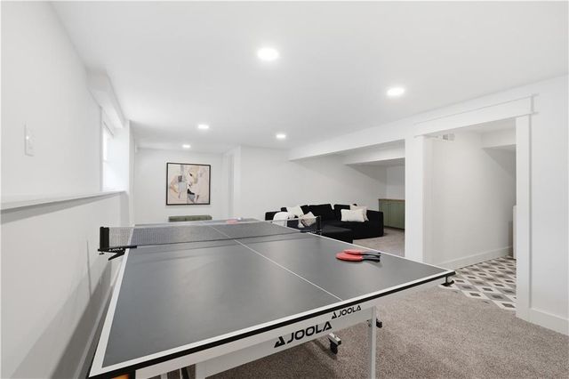 9905 W 60th Terrace, Merriam, KS 66203