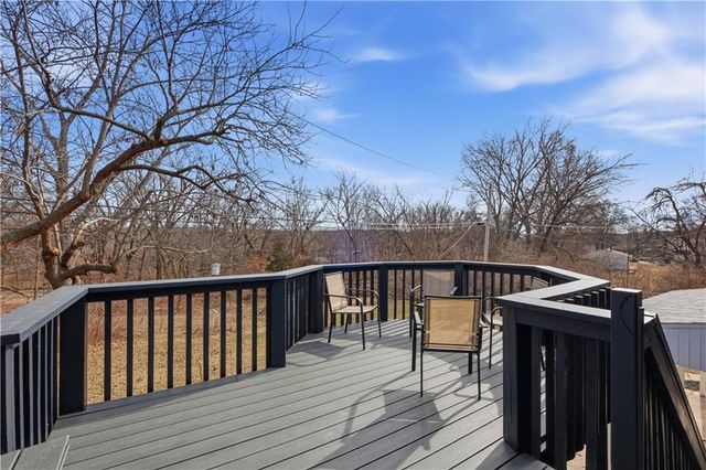9905 W 60th Terrace, Merriam, KS 66203