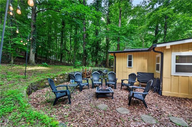 130 Chestnut Street, Roswell, GA 30075