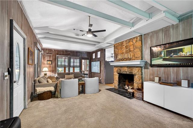130 Chestnut Street, Roswell, GA 30075