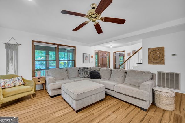 205 Bentwood Trail, Winterville, GA 30683