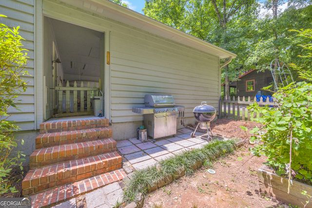 205 Bentwood Trail, Winterville, GA 30683