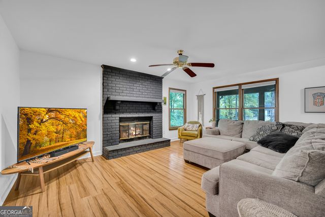 205 Bentwood Trail, Winterville, GA 30683