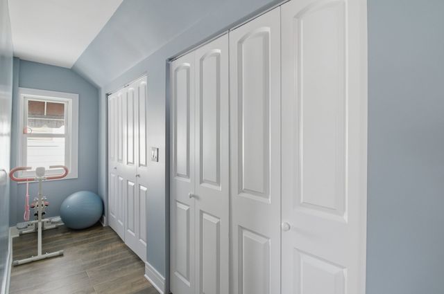 4815 S Lotus Avenue, Chicago, IL 60638