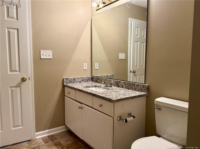 390 Bubble Creek Court 7, Fayetteville, NC 28311