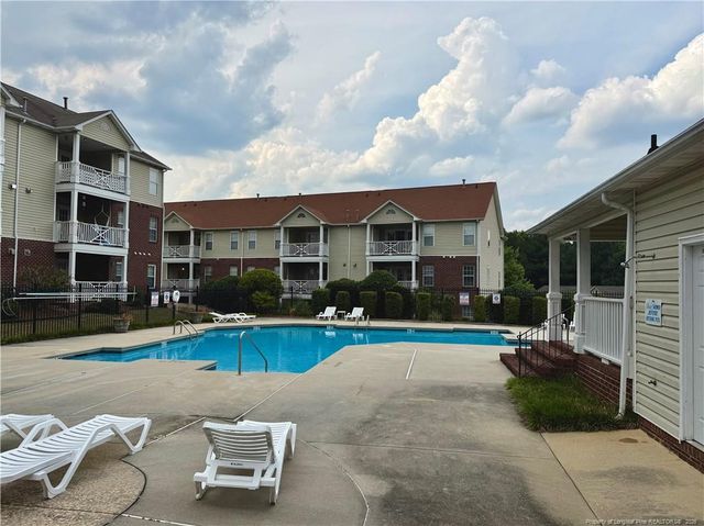 390 Bubble Creek Court 7, Fayetteville, NC 28311