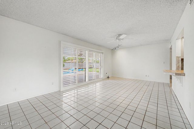 2801 E NORTH Lane, Phoenix, AZ 85028
