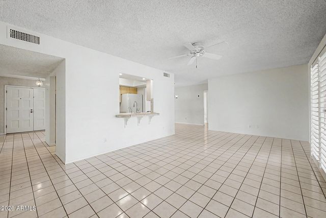 2801 E NORTH Lane, Phoenix, AZ 85028