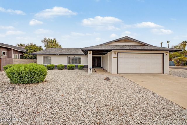 2801 E NORTH Lane, Phoenix, AZ 85028