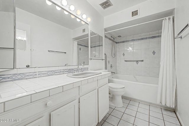 2801 E NORTH Lane, Phoenix, AZ 85028