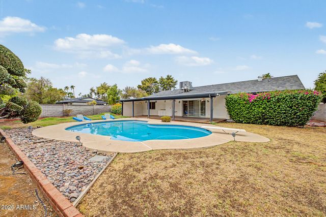 2801 E NORTH Lane, Phoenix, AZ 85028
