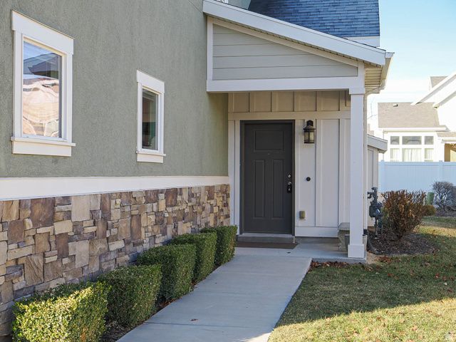 12738 S PARK RUN CT, Riverton, UT 84065