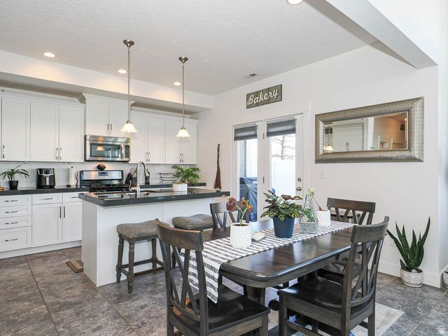 12738 S PARK RUN CT, Riverton, UT 84065