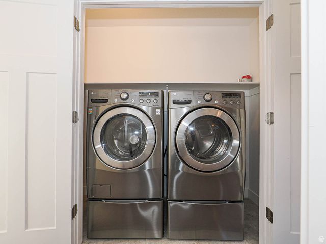 12738 S PARK RUN CT, Riverton, UT 84065