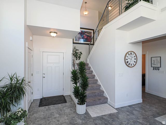 12738 S PARK RUN CT, Riverton, UT 84065