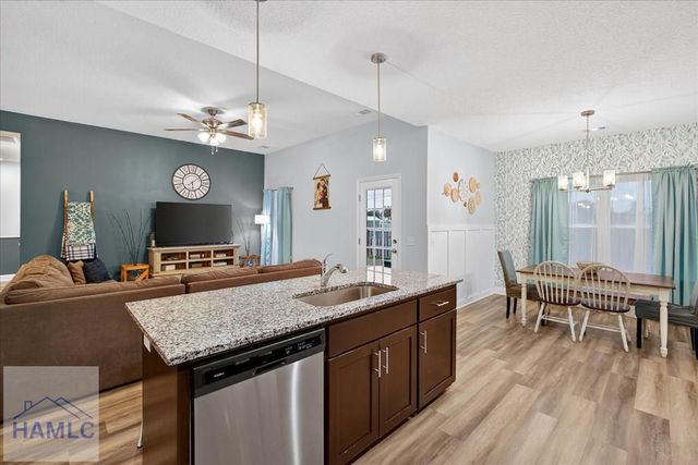 450 McClelland Loop NE, Ludowici, GA 31316