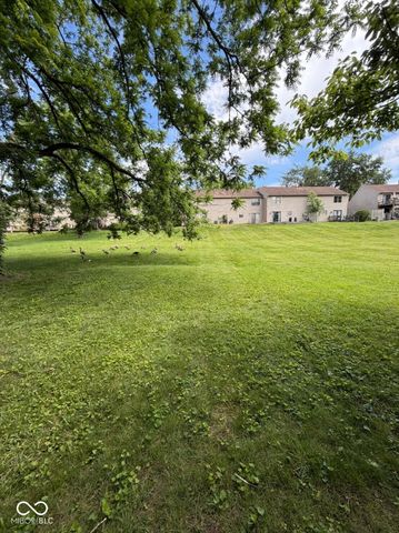 4422 Abby Creek Lane, Indianapolis, IN 46205