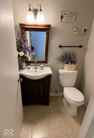 4422 Abby Creek Lane, Indianapolis, IN 46205