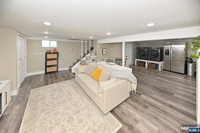 401 Chestnut Street, Nutley, NJ 07110
