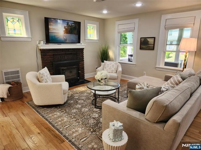 401 Chestnut Street, Nutley, NJ 07110